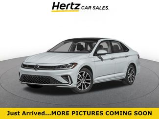 Used 2025 Volkswagen Jetta SE FWD video 1