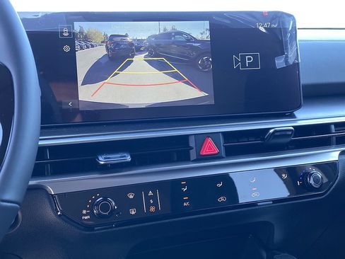 New 2026 Kia Sorento LX FWD image 17