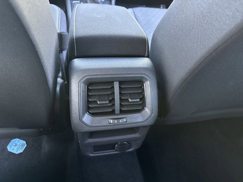 Used 2021 Volkswagen Tiguan S FWD image 12