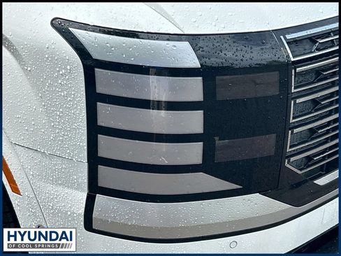 New 2026 Hyundai Palisade Calligraphy FWD image 9