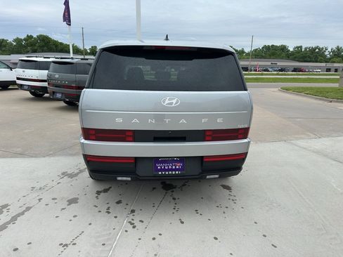 New 2026 Hyundai Santa Fe SE FWD image 9