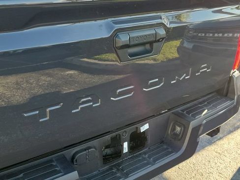 Used 2025 Toyota Tacoma SR5 RWD image 7