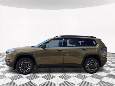 New 2026 Jeep Cherokee Laredo AWD/4WD image 8