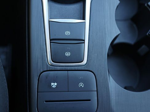 Used 2025 Ford Escape Active image 32