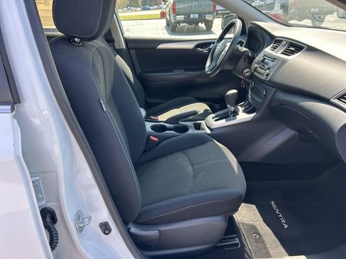 Used 2017 Nissan Sentra S image 19