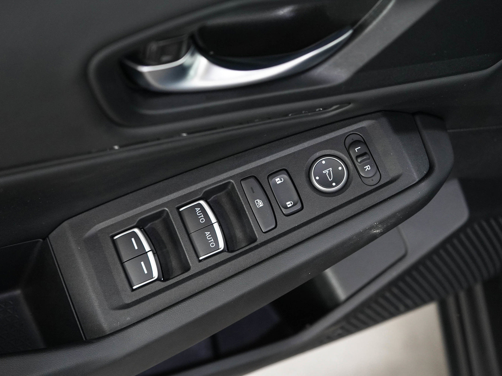 Used 2024 Honda Accord EX image 18
