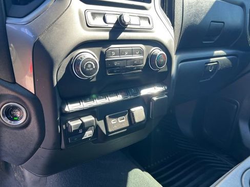 Used 2024 Chevrolet Silverado 2500 Custom w/ Custom Value Package image 15