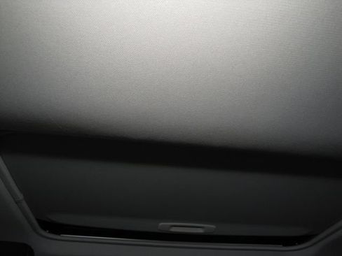 Used 2025 Toyota RAV4 XLE Premium FWD image 16