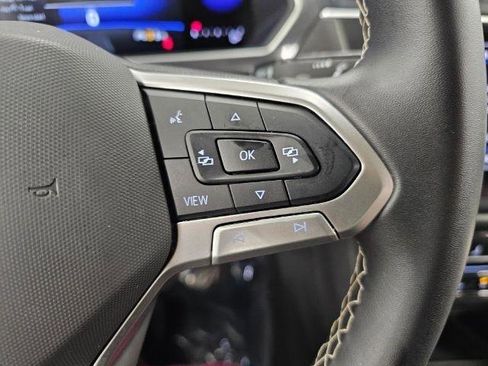 Used 2024 Volkswagen Tiguan Wolfsburg Edition image 12