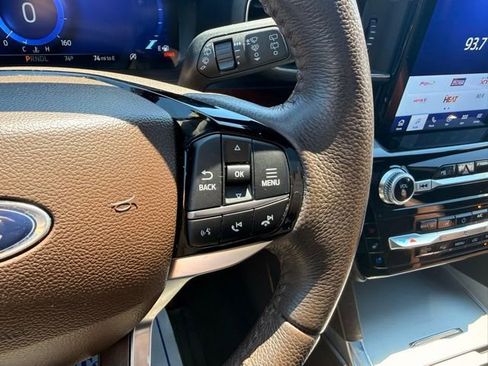 Used 2023 Ford Explorer King Ranch w/ Technology Package AWD/4WD image 26