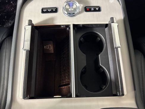 New 2025 Lincoln Navigator L Reserve w/ Jet Appearance Package image 39