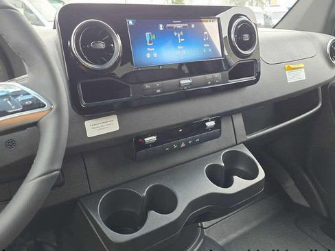 New 2026 Mercedes-Benz Sprinter 2500 image 33