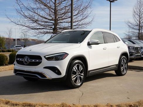 Certified 2025 Mercedes-Benz GLA 250 image 3