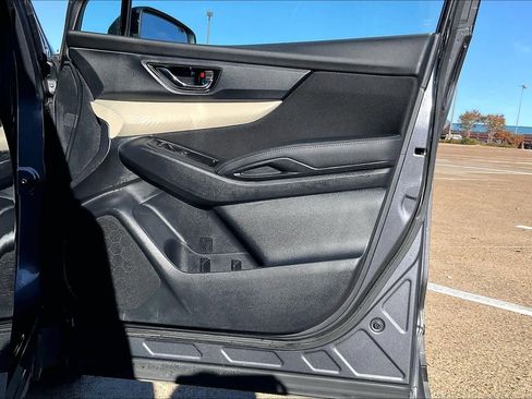 Used 2022 Subaru Ascent Premium w/ Convenience Package image 28