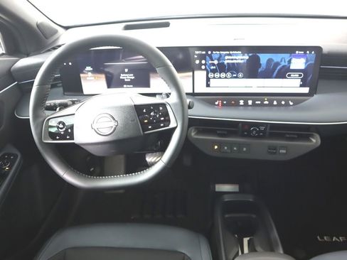 New 2026 Nissan Leaf Platinum+ image 23