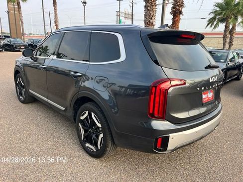 Used 2024 Kia Telluride S w/ S Sunroof Package FWD image 4