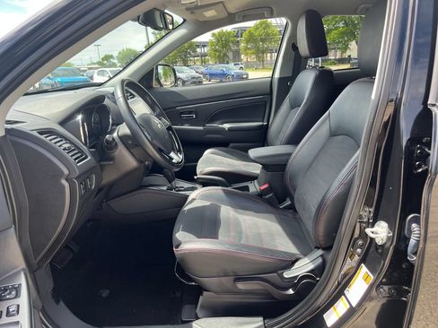 Used 2024 Mitsubishi Outlander Sport SE AWD/4WD image 10