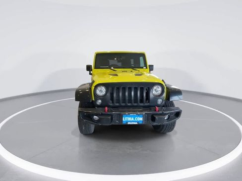 Used 2018 Jeep Wrangler Unlimited Rubicon AWD/4WD image 3