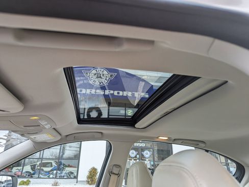 Used 2015 INFINITI Q50 Premium w/ Navigation Package image 39