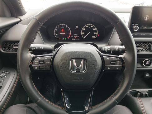 Used 2024 Honda HR-V Sport image 10