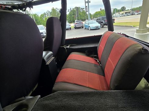 Used 1988 Jeep Wrangler 4WD image 17