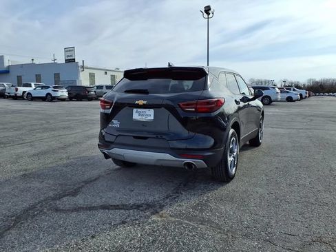 Used 2025 Chevrolet Blazer LT FWD image 19