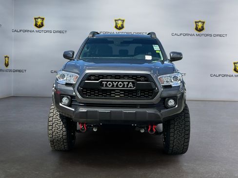 Used 2023 Toyota Tacoma SR5 RWD image 2