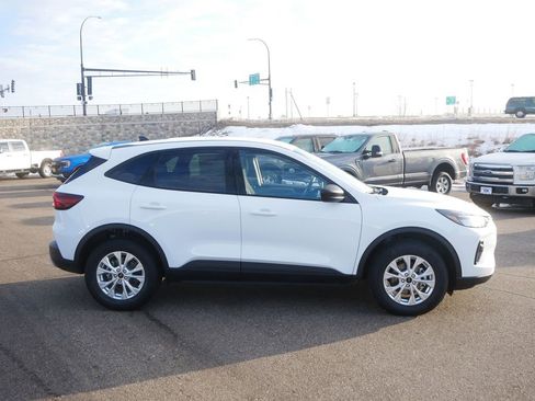 Used 2026 Ford Escape Active AWD/4WD image 4