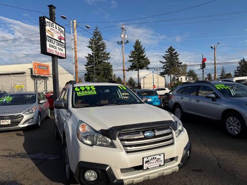 Used 2013 Subaru Outback 3.6R Limited image 6