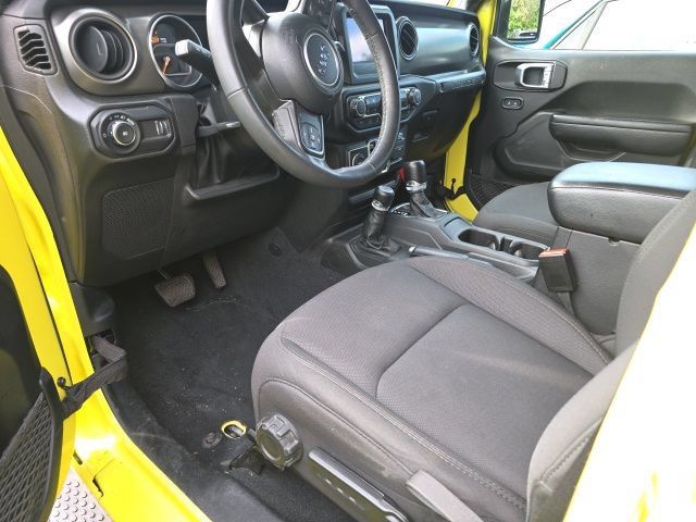 Used 2023 Jeep Wrangler Unlimited Sport AWD/4WD image 12