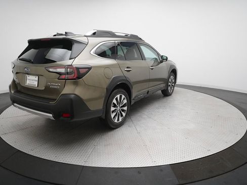 Used 2024 Subaru Outback Touring w/ Popular Package #2 image 38