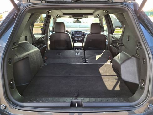 Used 2022 Chevrolet Equinox RS image 17