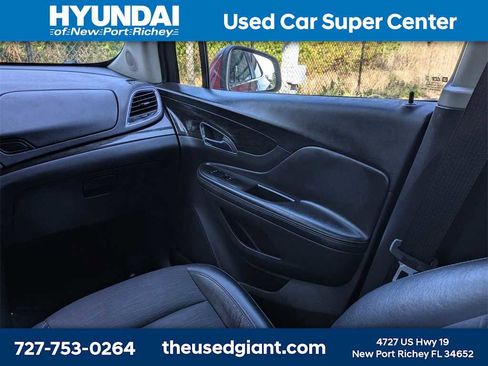 Used 2015 Buick Encore FWD image 16