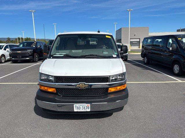 Used 2025 Chevrolet Express 3500 LT w/ LT Preferred Equipment Group RWD image 8