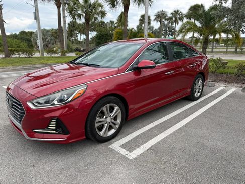 Used 2018 Hyundai Sonata SEL w/ Tech Package 02 FWD image 3