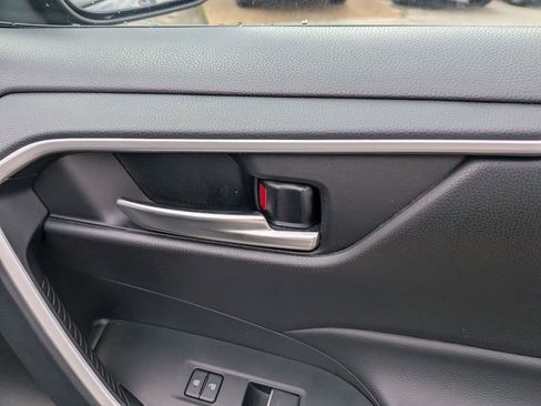 Used 2025 Toyota RAV4 XLE image 25