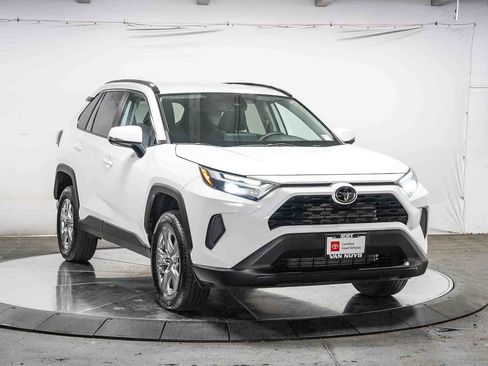Certified 2024 Toyota RAV4 XLE FWD image 6
