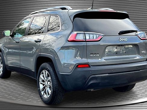 Used 2019 Jeep Cherokee Latitude Plus w/ Cold Weather Group image 4