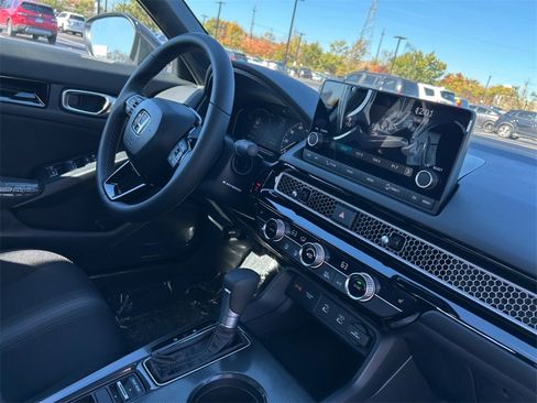 New 2026 Honda Civic Sport image 16