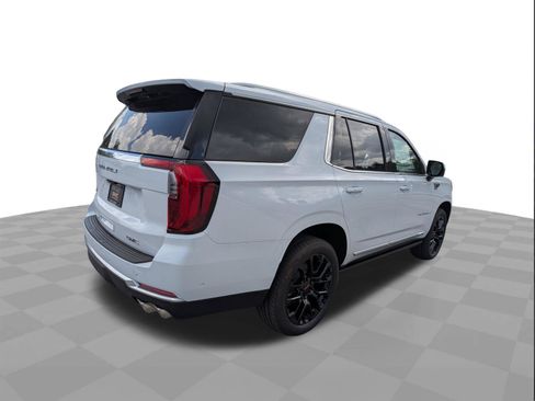 New 2026 GMC Yukon Denali w/ Denali Reserve Package AWD/4WD image 4