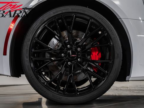 Used 2019 Chevrolet Corvette Z06 image 24