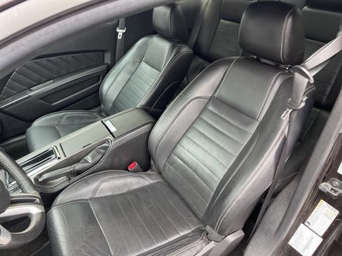 Used 2012 Ford Mustang Premium image 9
