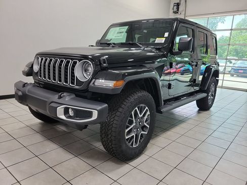 New 2026 Jeep Wrangler Unlimited Sahara w/ Technology Group AWD/4WD image 3