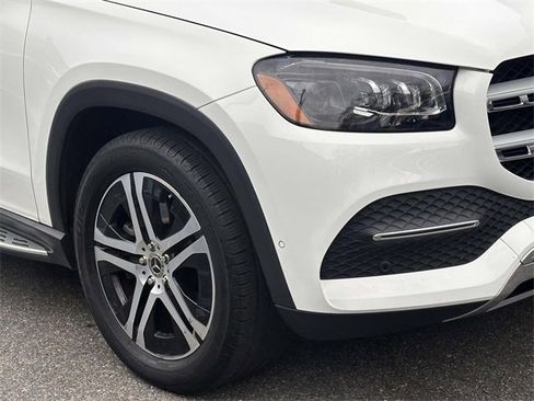 Used 2022 Mercedes-Benz GLS 450 4MATIC image 12