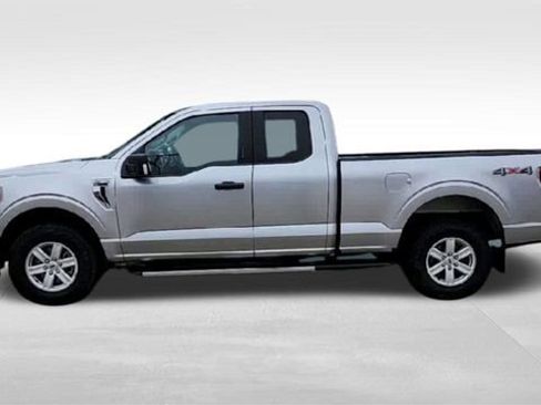 Used 2021 Ford F150 XLT w/ Equipment Group 301A Mid image 5