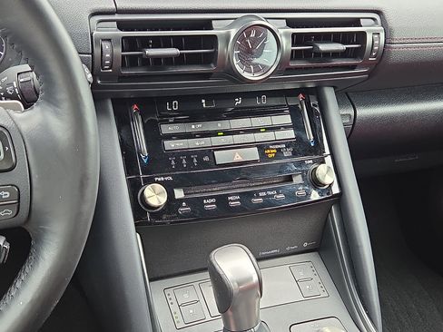 Used 2024 Lexus IS 300 w/ Comfort Package RWD image 18