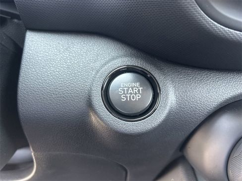 New 2025 Hyundai Venue Limited image 29