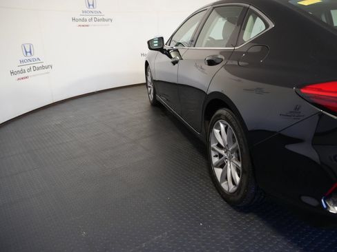 Used 2021 Acura TLX SH-AWD image 10