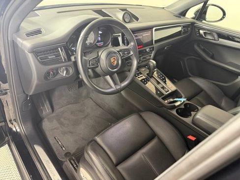 Used 2023 Porsche Macan S AWD/4WD image 10