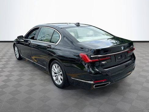 Used 2020 BMW 740i w/ Cold Weather Package RWD image 8